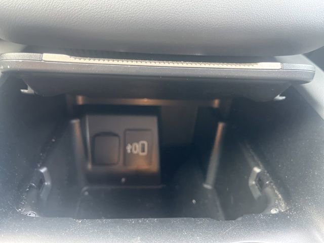 Certified 2025 Ford Explorer Active image 29