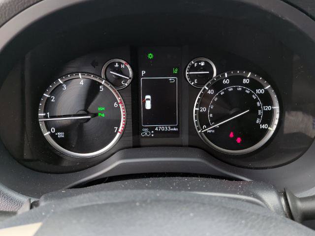 Used 2021 Lexus GX 460 Luxury w/ Off Road Package AWD/4WD image 30