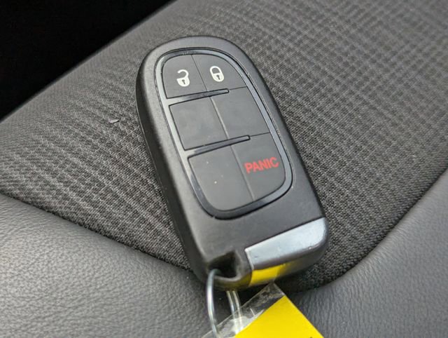 Used 2018 Jeep Cherokee Latitude Plus image 28