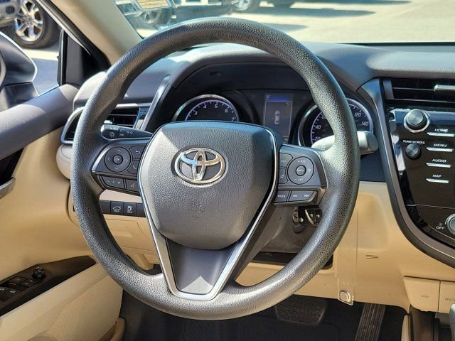 Used 2020 Toyota Camry LE FWD image 18
