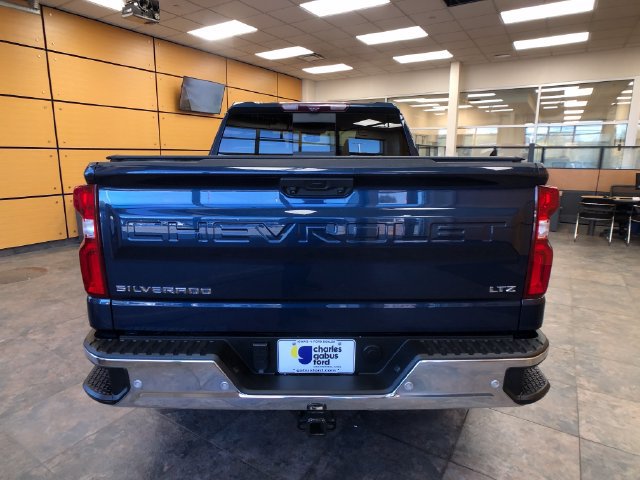 Used 2022 Chevrolet Silverado 1500 LTZ w/ Technology Package AWD/4WD image 6
