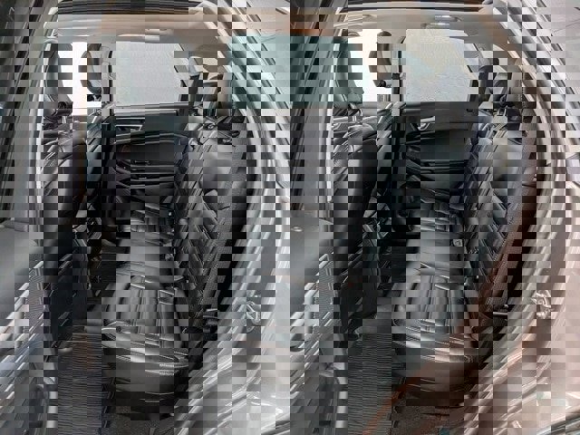 Certified 2019 Ford Edge SEL w/ Equipment Group 201A image 18