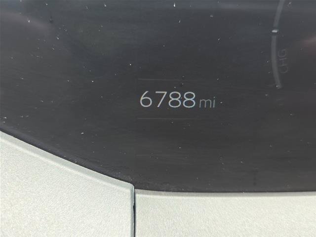 Used 2025 Toyota Prius XLE AWD/4WD image 20