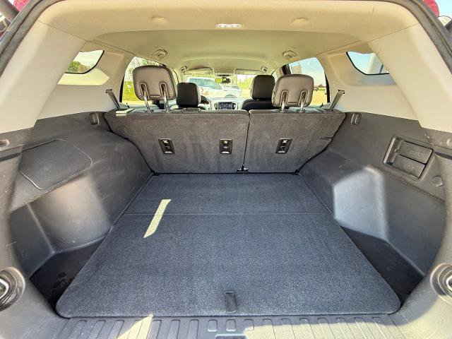 Used 2019 GMC Terrain SLT w/ Preferred Package FWD image 8