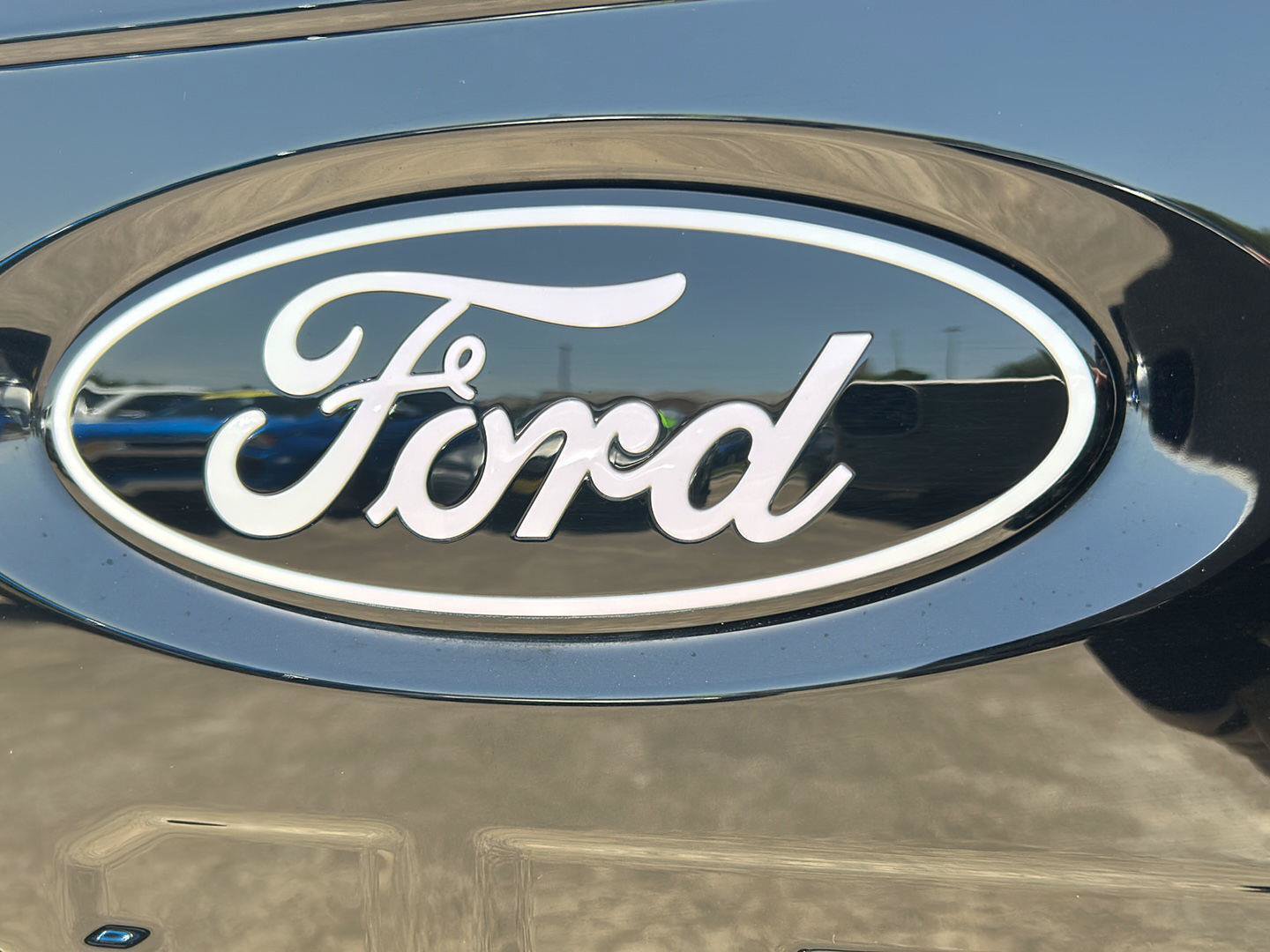 Certified 2025 Ford F150 XLT w/ Equipment Group 302A MID AWD/4WD image 30