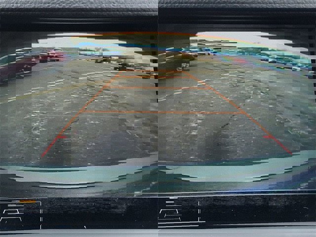 Used 2019 Chevrolet Cruze Diesel w/ Sun And Sound Package image 13