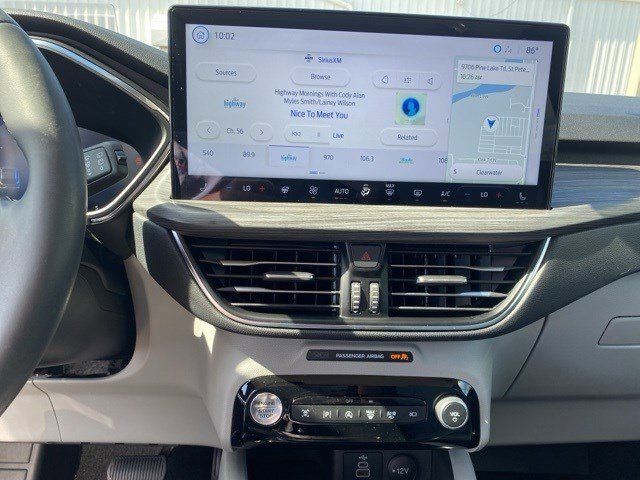 Certified 2024 Ford Escape Platinum w/ Premium Technology Package image 21