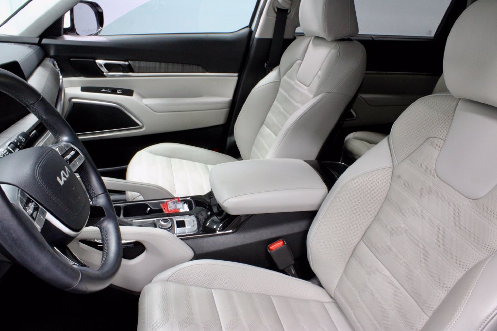 Used 2024 Kia Telluride SX Prestige AWD/4WD image 26