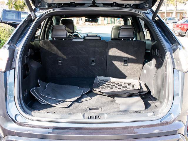 Certified 2022 Ford Edge ST w/ Equipment Group 401A image 22