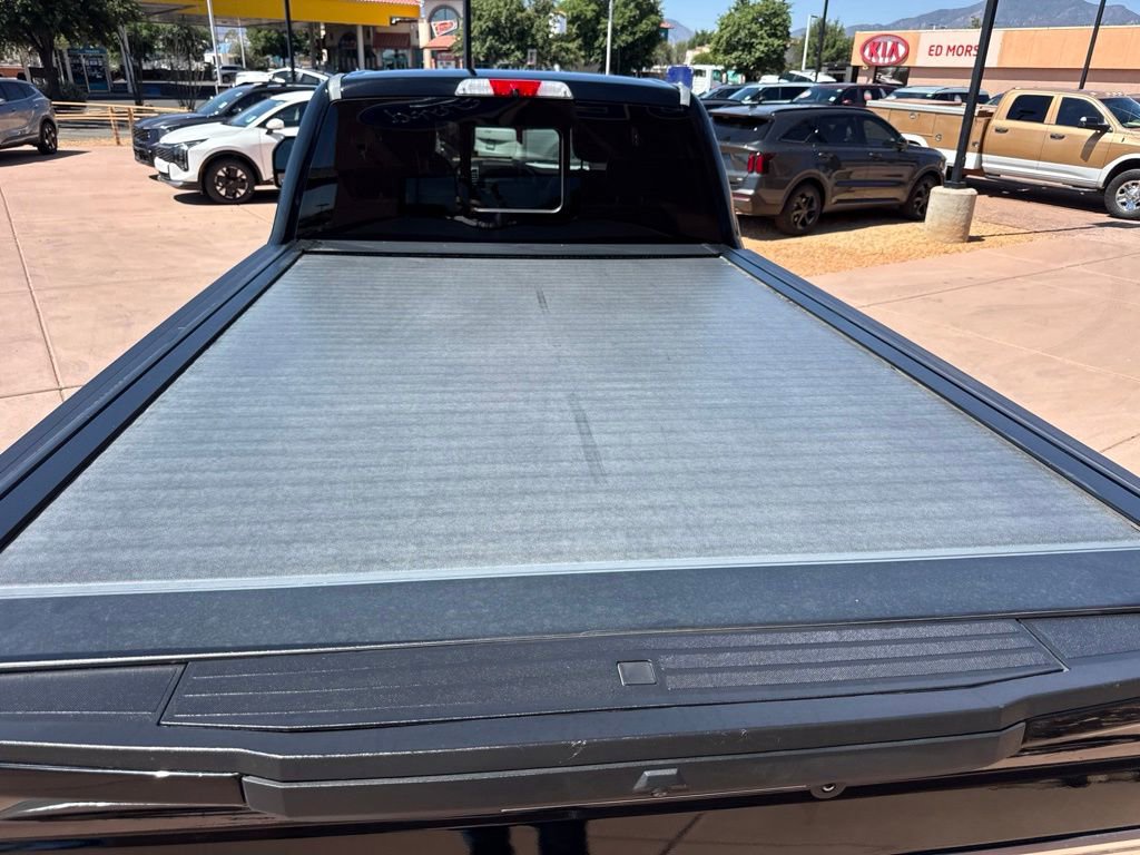 Certified 2017 Ford F350 Platinum w/ Platinum Ultimate Package AWD/4WD image 55