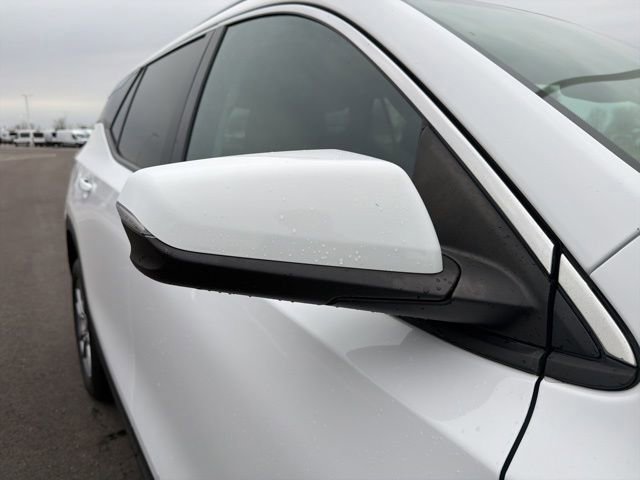 Used 2022 GMC Terrain SLT image 8