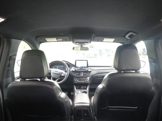 Certified 2024 Ford Escape ST-Line AWD/4WD image 13