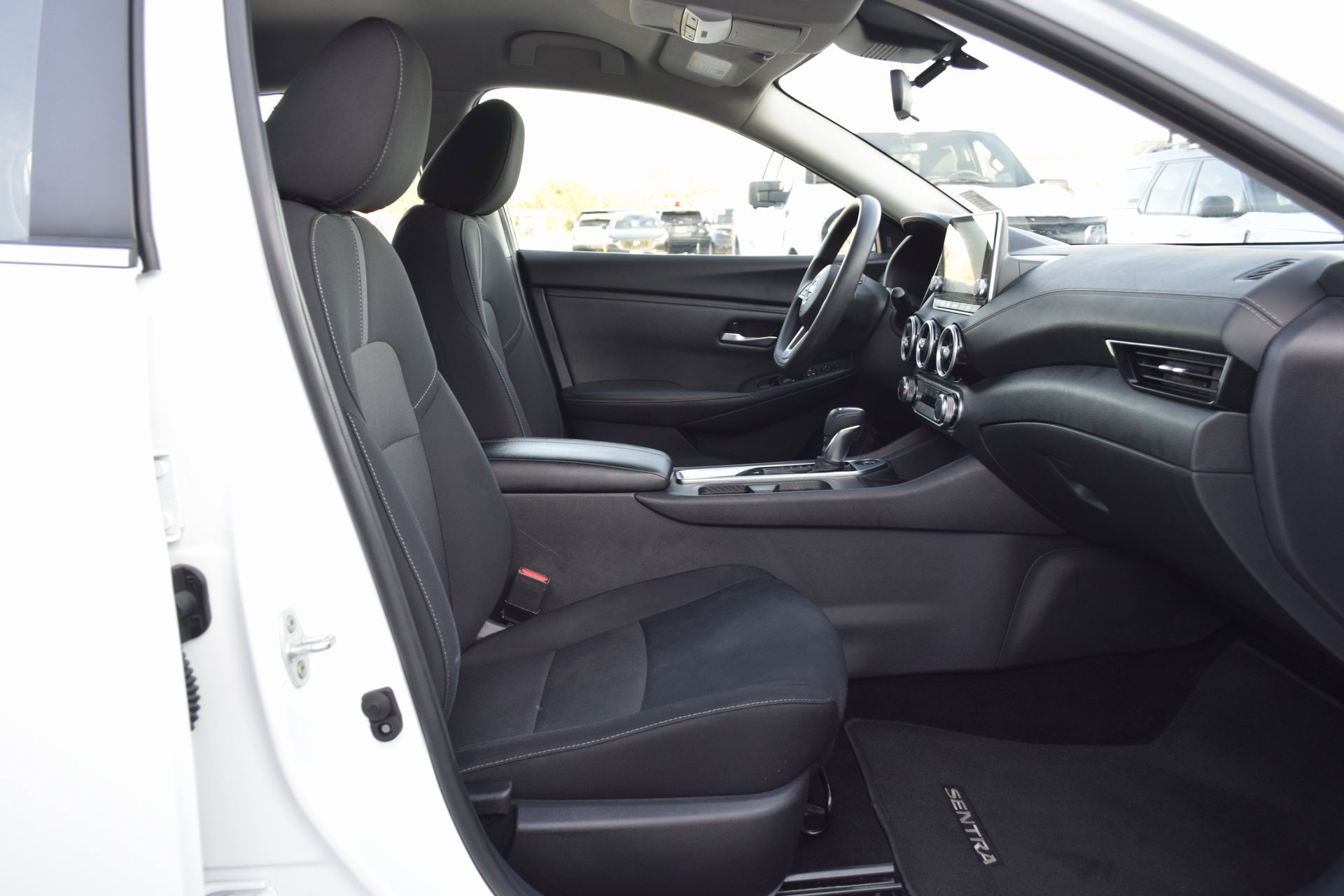 Used 2024 Nissan Sentra SV image 23