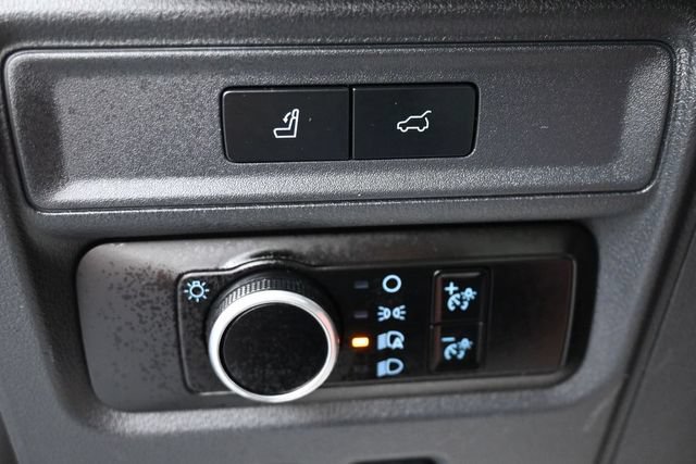 Certified 2024 Ford Expedition XLT RWD image 24