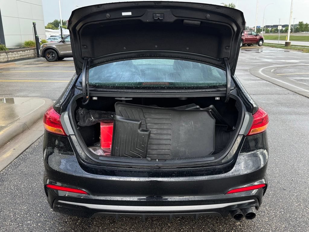 Used 2018 Hyundai Elantra Sport w/ Sport Premium Package 03 FWD image 50