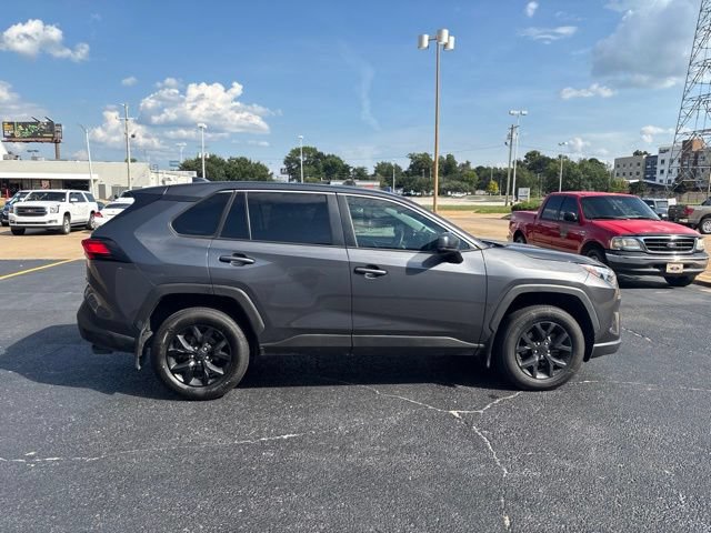Used 2024 Toyota RAV4 LE FWD image 8