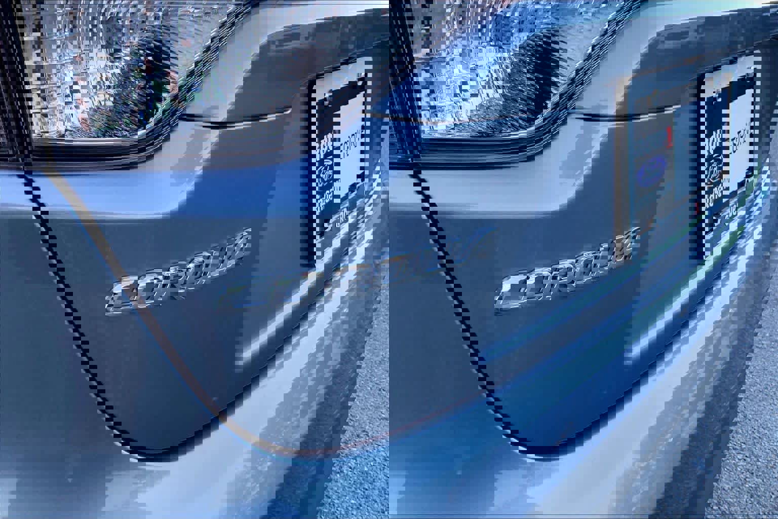 Used 2024 Toyota Corolla LE image 29