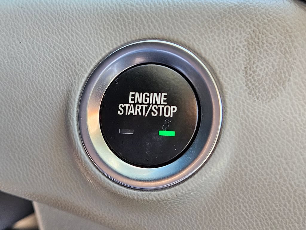 Used 2023 GMC Terrain SLE w/ Driver Convenience Package FWD image 34