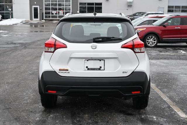 Used 2018 Nissan Kicks SV image 10
