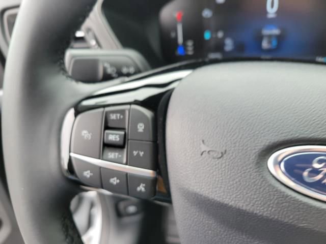 Certified 2024 Ford Escape SE image 29