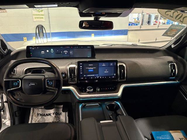 Certified 2025 Ford Expedition Max Platinum w/ Stealth Appearance Package AWD/4WD image 13