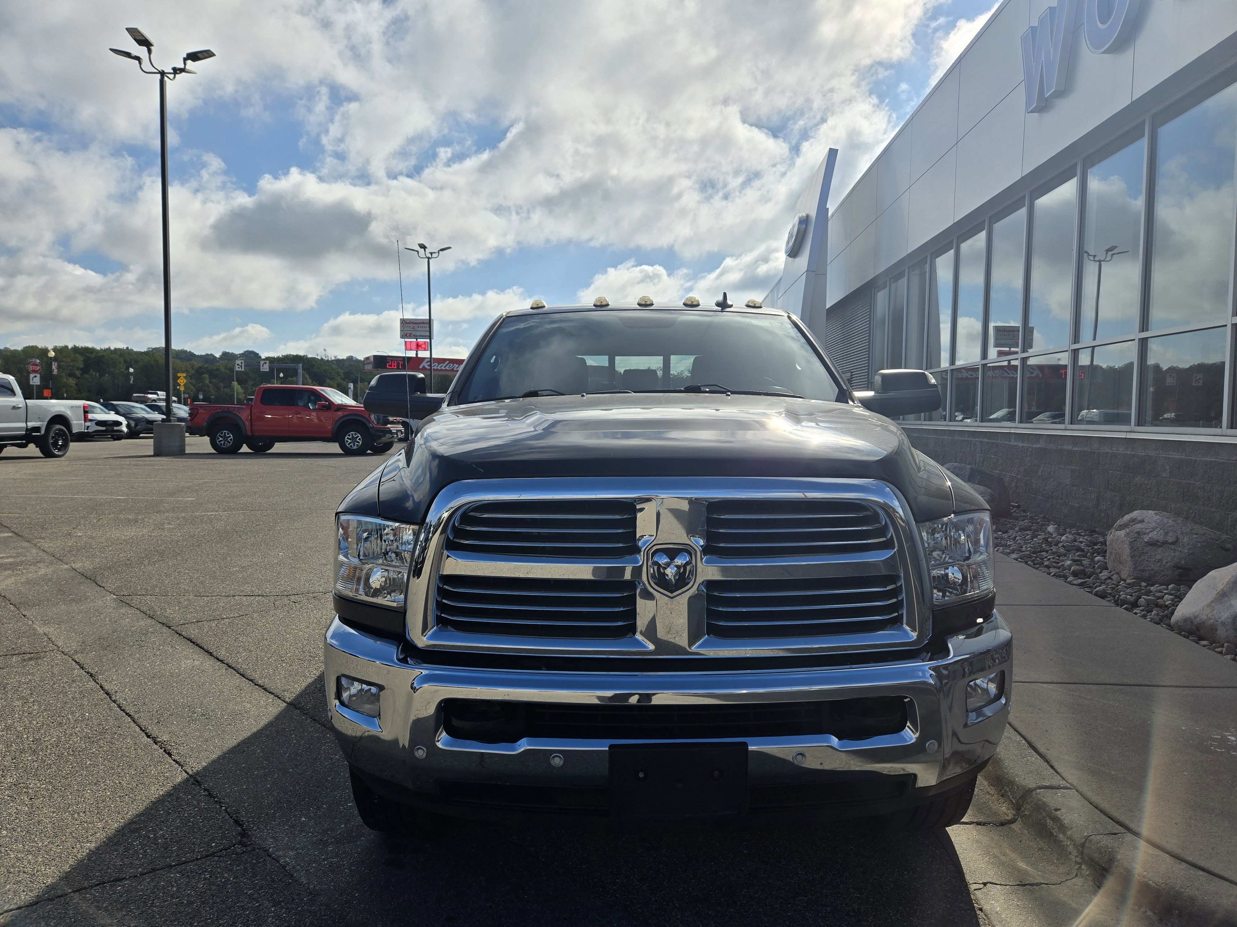 Used 2018 RAM 3500 Big Horn image 8
