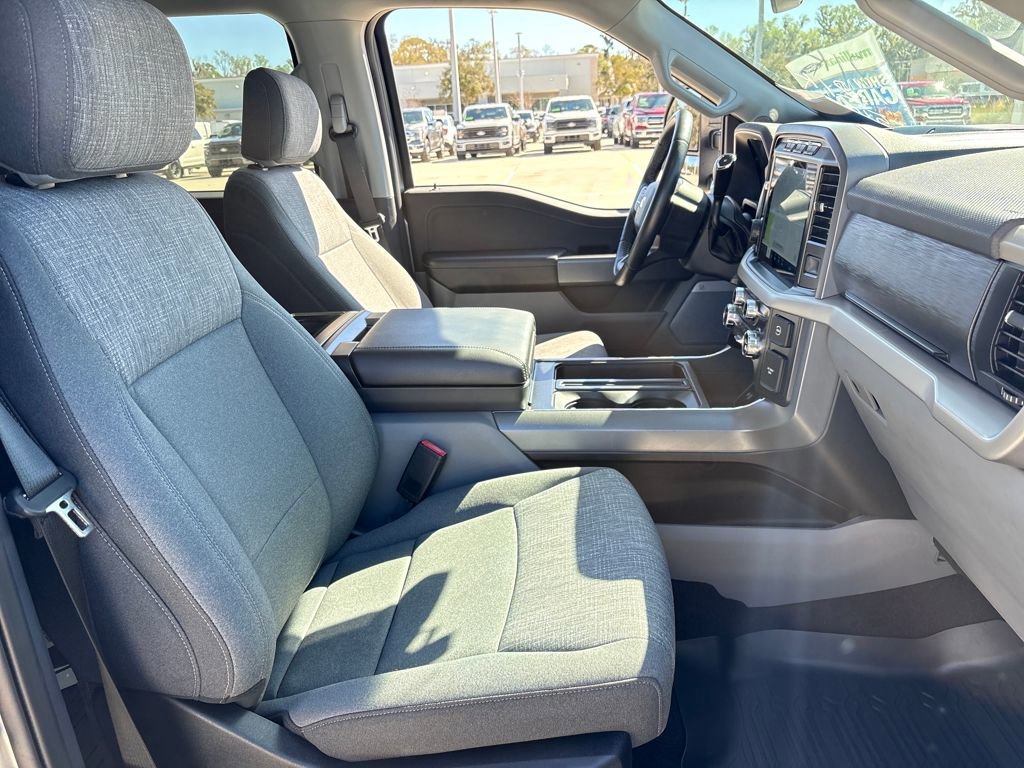 Certified 2021 Ford F150 XLT w/ Equipment Group 302A High image 28