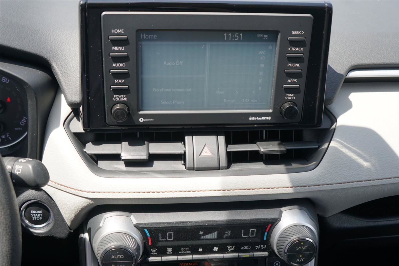 Used 2020 Toyota RAV4 XLE FWD image 13