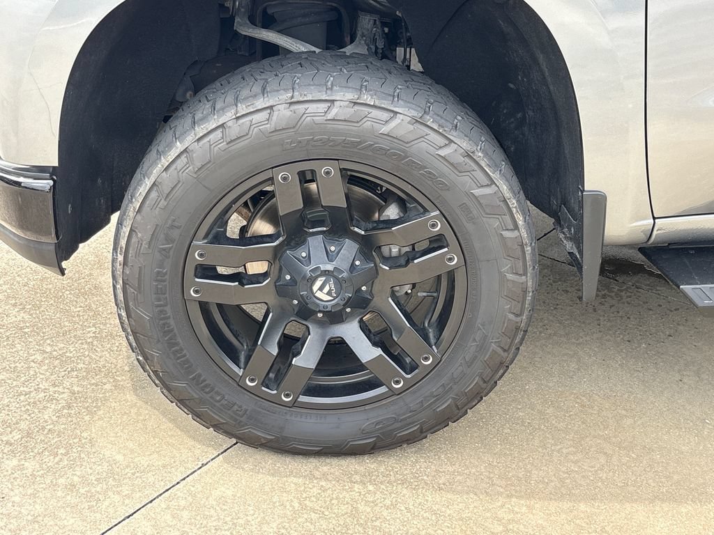 Used 2020 Chevrolet Silverado 1500 LT Trail Boss AWD/4WD image 12