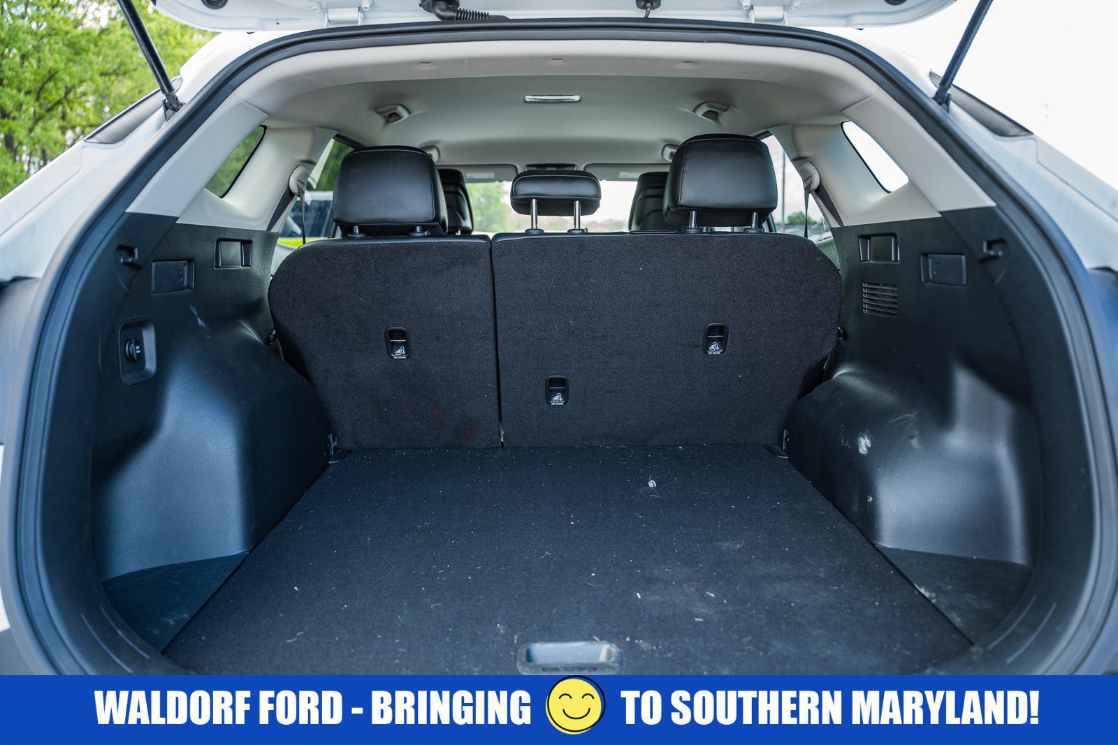 Used 2025 Kia Sportage EX FWD image 7