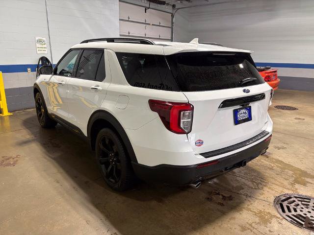 Certified 2024 Ford Explorer ST-Line w/ Class IV Trailer Tow Package AWD/4WD image 4
