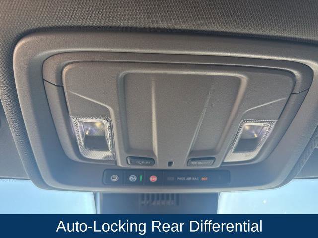 Used 2022 Chevrolet Silverado 1500 Custom Trail Boss image 25