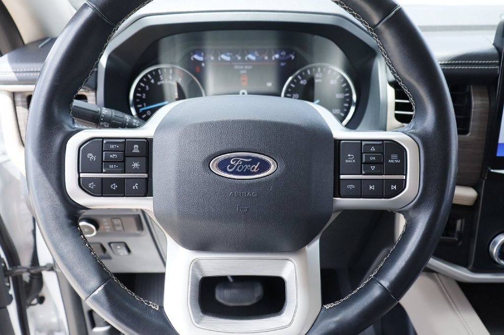Certified 2024 Ford Expedition Max Limited RWD image 6