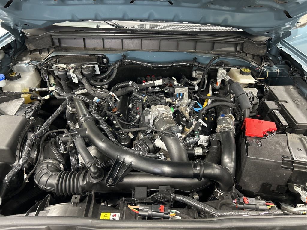 Certified 2021 Ford Bronco Black Diamond w/ Sasquatch Package AWD/4WD image 27