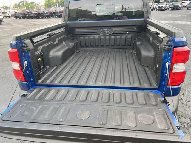 Certified 2024 Ford Maverick Lariat FWD image 11
