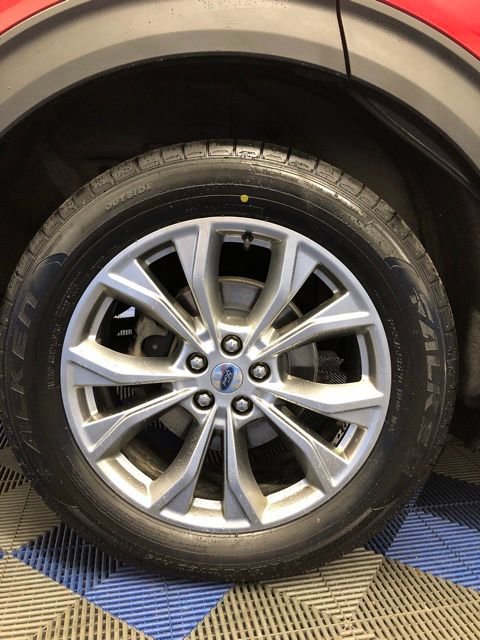 Certified 2021 Ford Explorer XLT w/ Equipment Group 202A image 11