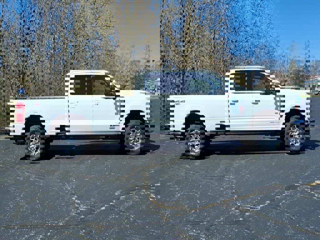 Certified 2023 Ford F250 Lariat image 6
