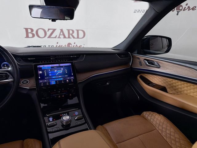 Used 2021 Jeep Grand Cherokee L Summit w/ Advanced Protech Group IV AWD/4WD image 29