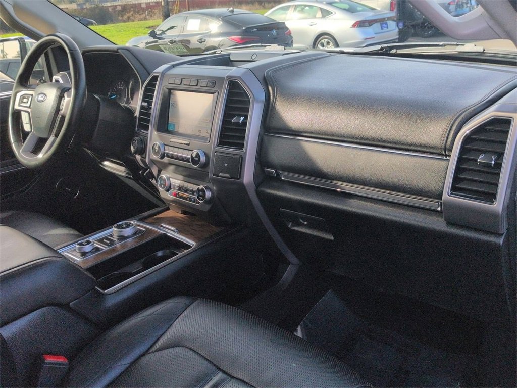 Certified 2019 Ford Expedition Platinum image 33