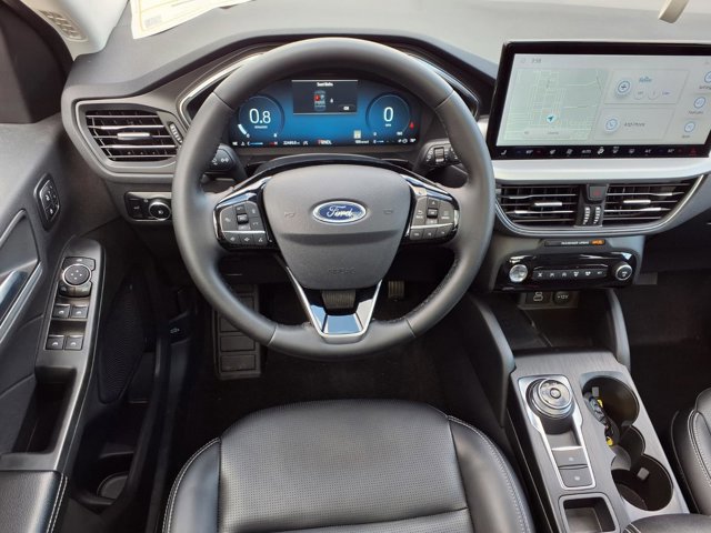 Certified 2024 Ford Escape Platinum image 9