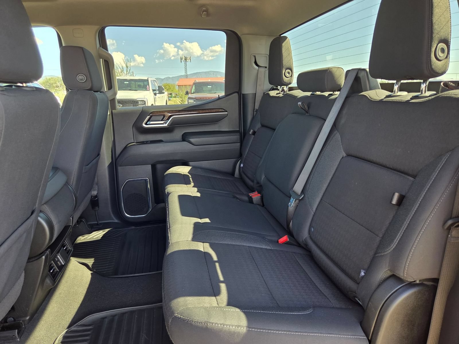 Used 2025 GMC Sierra 1500 Elevation AWD/4WD image 24