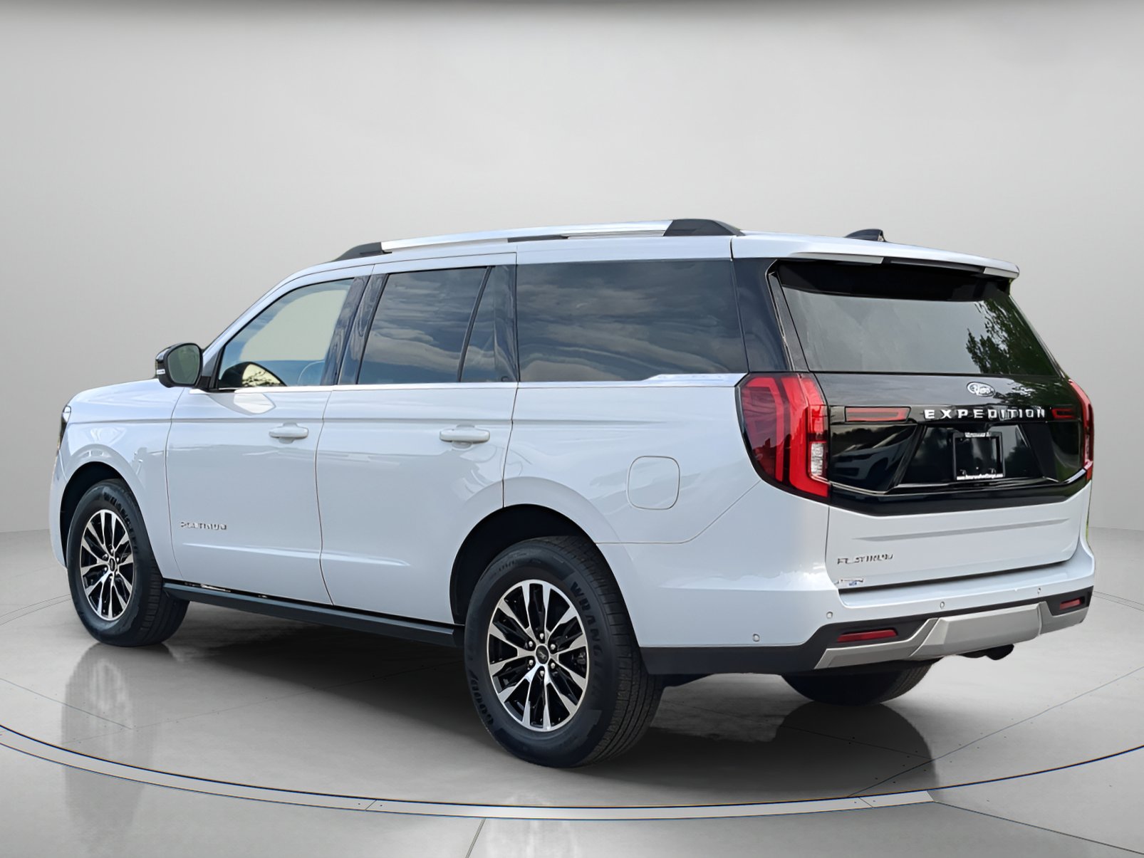 Certified 2025 Ford Expedition Platinum AWD/4WD image 42