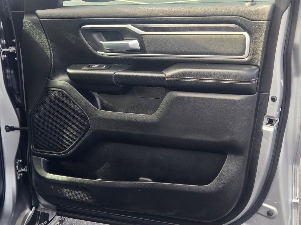 Used 2021 RAM 1500 Big Horn image 6