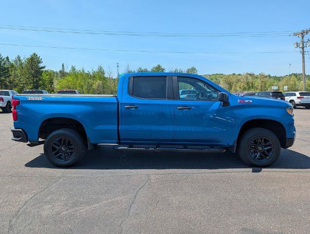 Used 2022 Chevrolet Silverado 1500 Custom Trail Boss w/ LPO, Dark Essentials Package AWD/4WD image 5