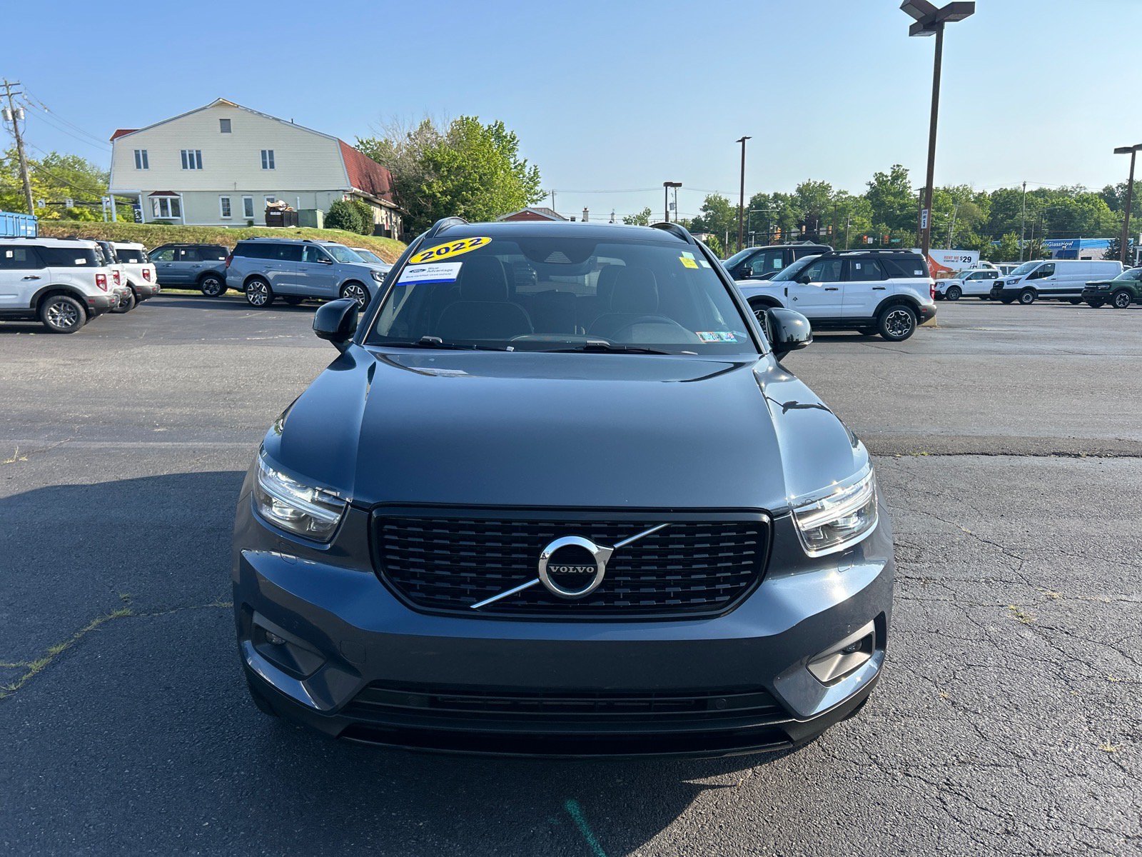 Used 2022 Volvo XC40 T5 R-Design w/ Climate Package AWD/4WD image 24