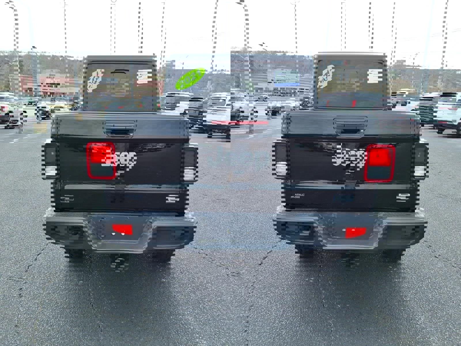 Used 2021 Jeep Gladiator Overland w/ Popular Equipment Package image 4