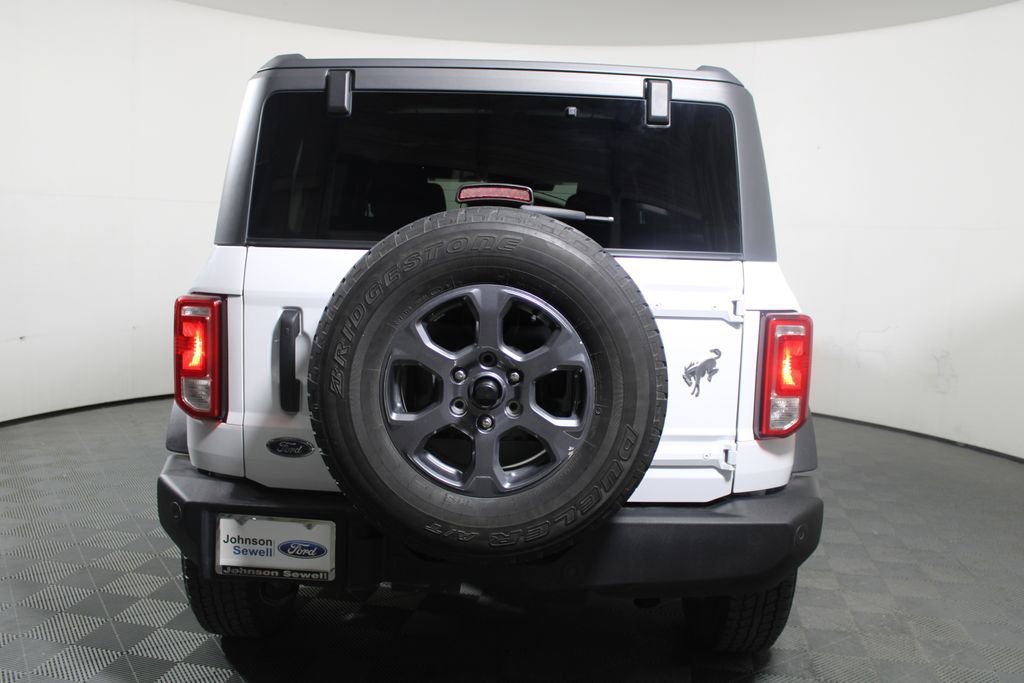 Certified 2025 Ford Bronco Big Bend image 3