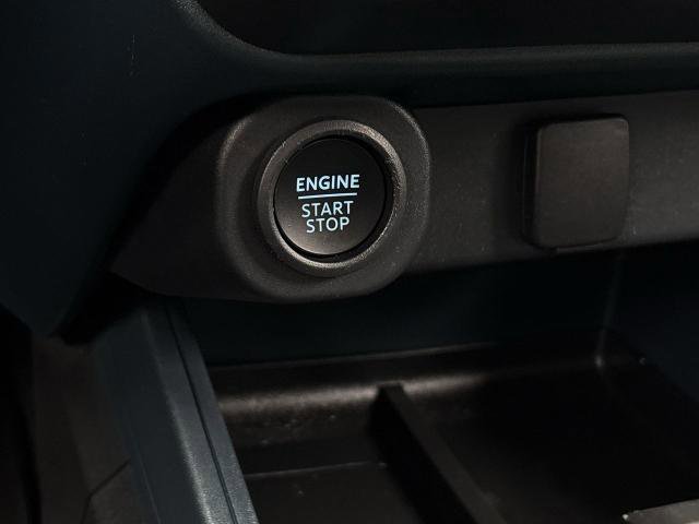 Certified 2025 Ford Maverick XLT w/ Black Appearance Package AWD/4WD image 19