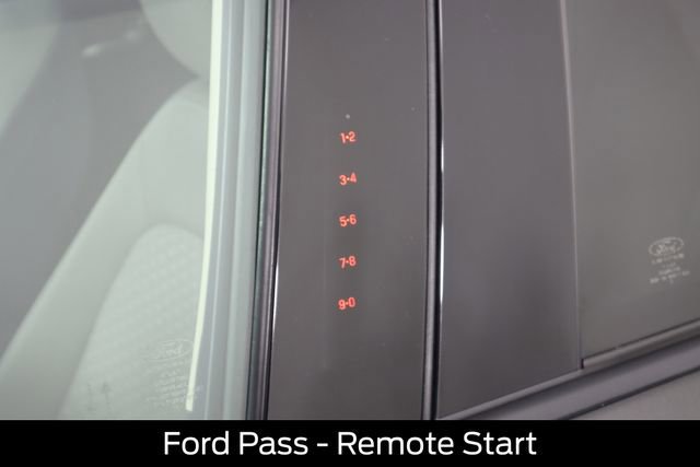 Certified 2020 Ford Escape SE image 12