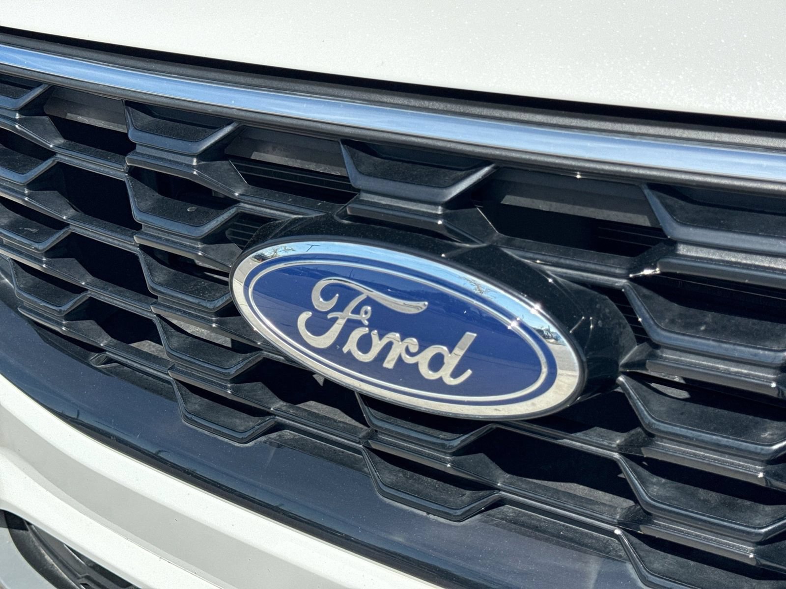 Certified 2024 Ford Escape ST-Line w/ Tech Pack #1 AWD/4WD image 14
